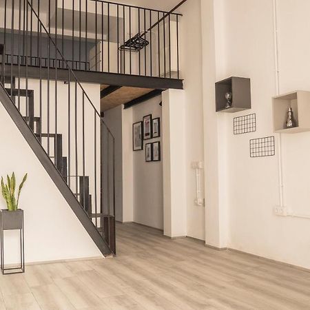 Amplio Apartamento Con Bicicletas Lägenhet Valencia Exteriör bild