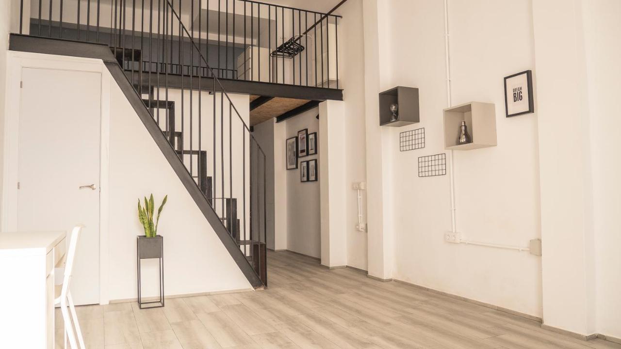 Amplio Apartamento Con Bicicletas Lägenhet Valencia Exteriör bild