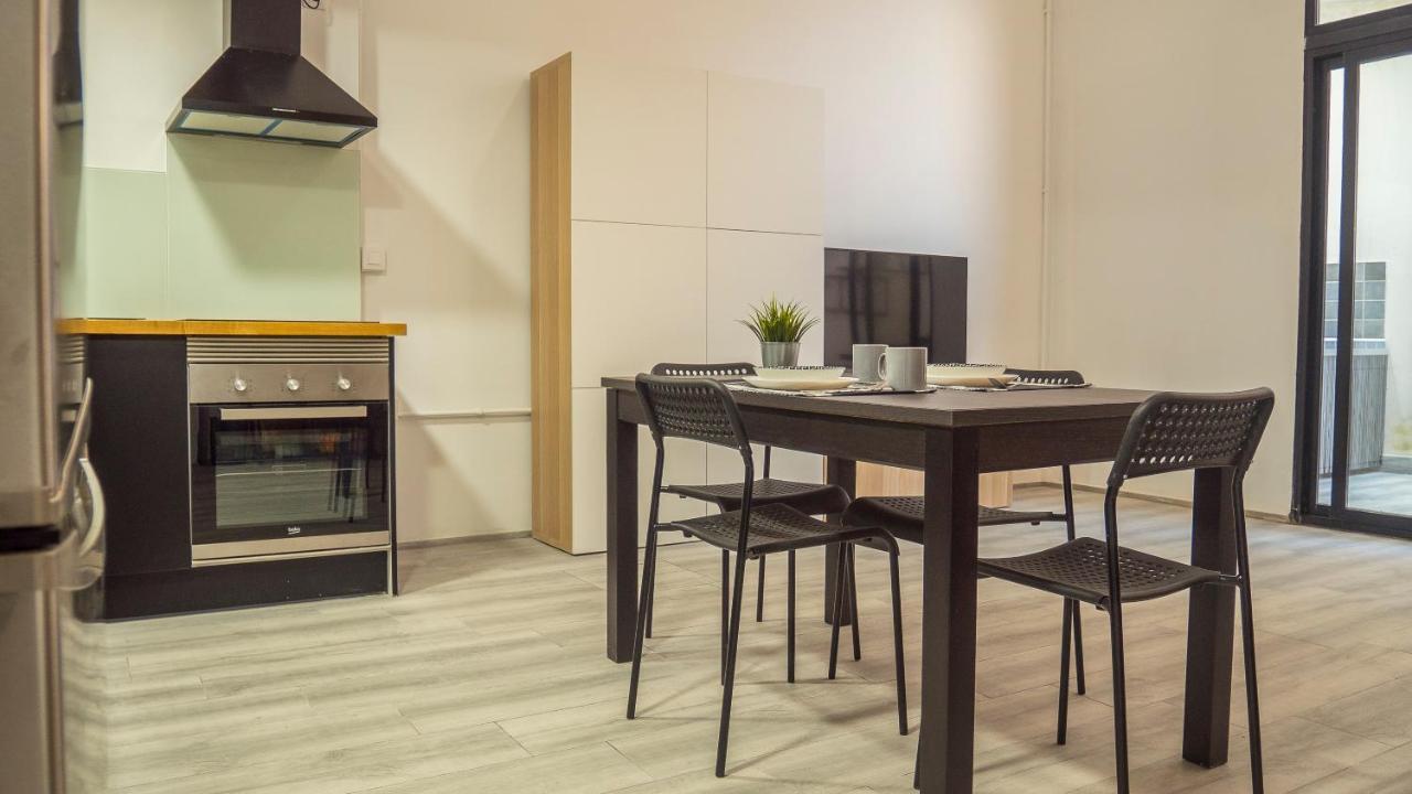 Amplio Apartamento Con Bicicletas Lägenhet Valencia Exteriör bild