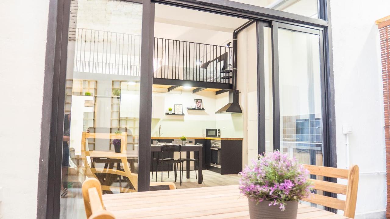 Amplio Apartamento Con Bicicletas Lägenhet Valencia Exteriör bild