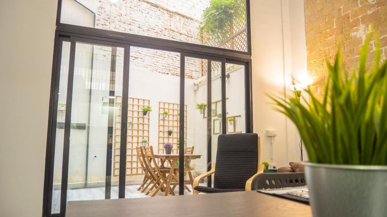 Amplio Apartamento Con Bicicletas Lägenhet Valencia Exteriör bild