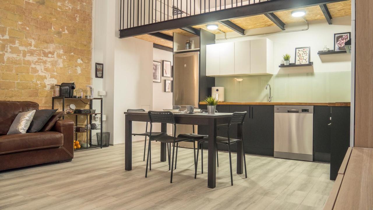 Amplio Apartamento Con Bicicletas Lägenhet Valencia Exteriör bild